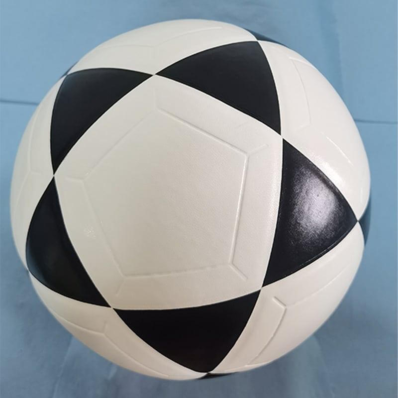 Ballon de football laminé