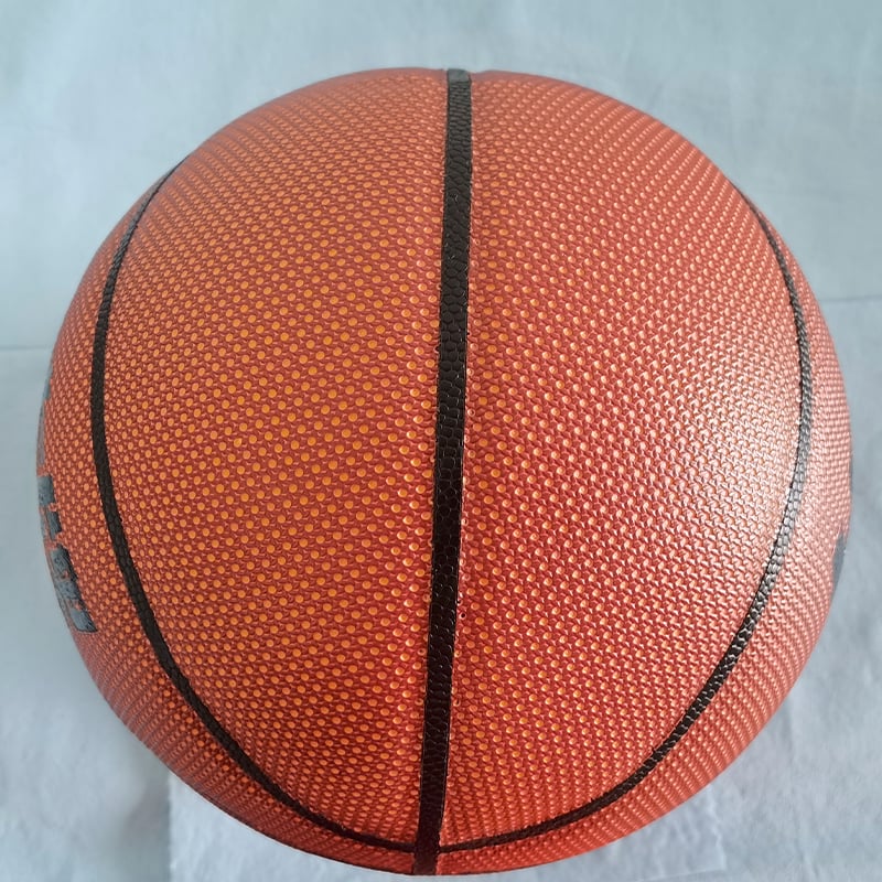 Ballon de basket laminé